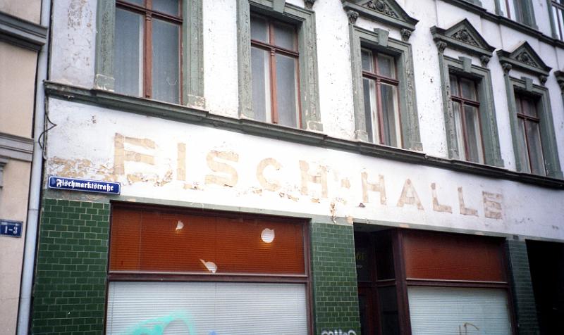 Görlitz, Fischmarktstr. 3, 29.4.1996.jpg - Fisch-Halle